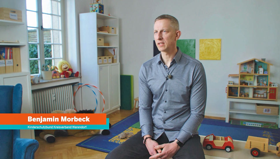weiter zum Video auf www.familienportal.nrw (öffnet in neuem Browserfenster)